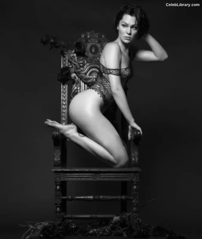 Jessie J photo 20 of 326
