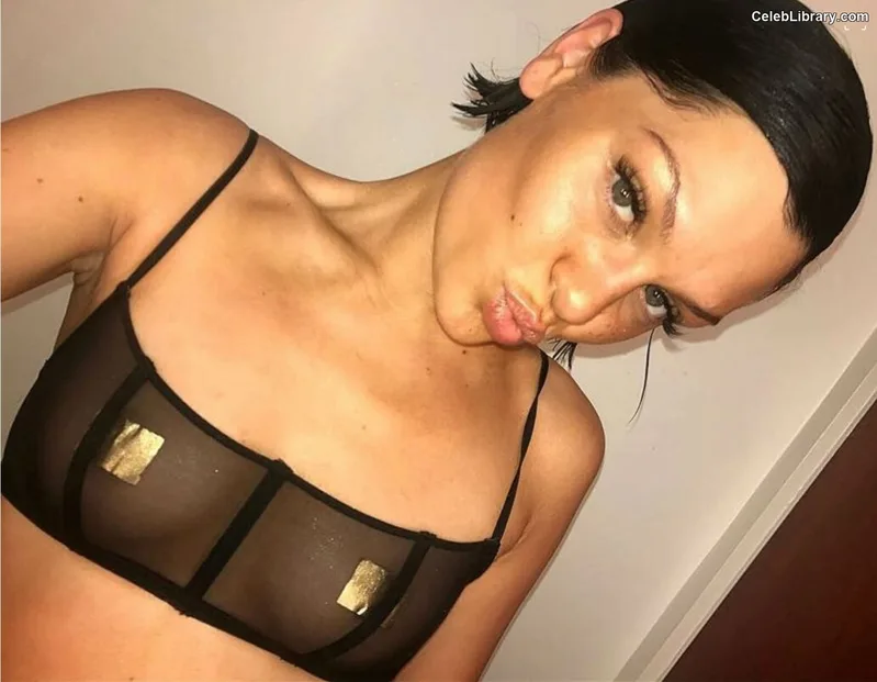 Jessie J photo 24 of 326
