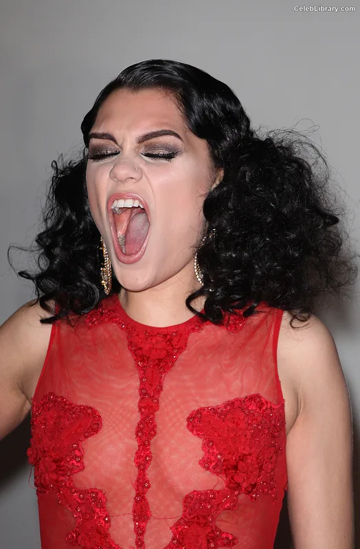 Jessie J photo 24 of 326