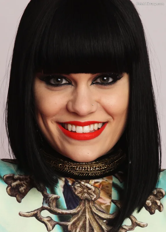 Jessie J photo 1 of 326