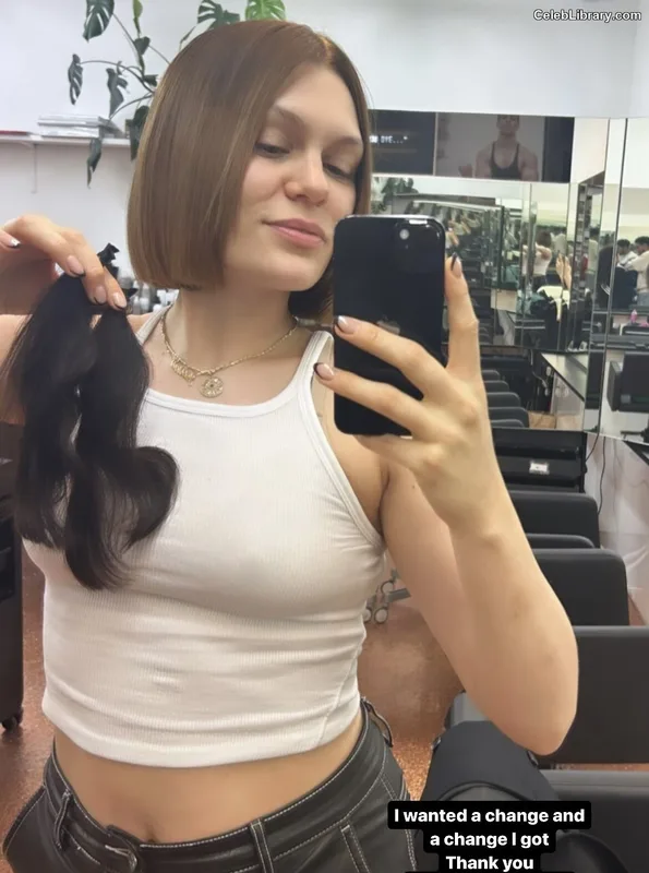 Jessie J photo 20 of 326