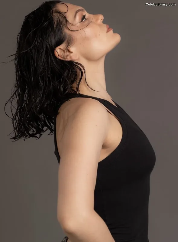 Jessie J photo 6 of 326