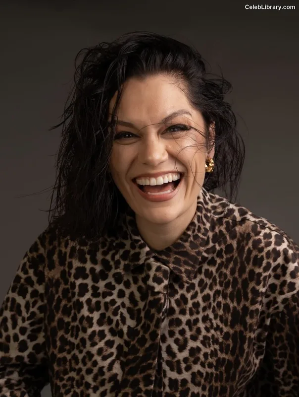 Jessie J photo 8 of 326