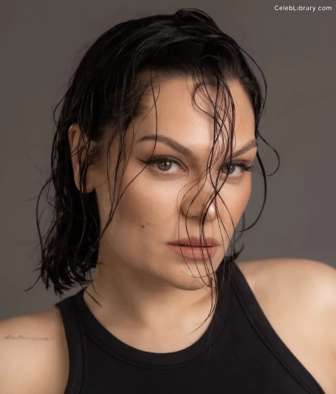 Jessie J photo 9 of 326