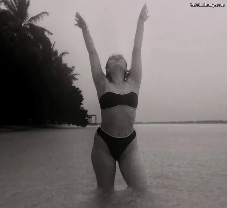 Jessie J photo 9 of 326