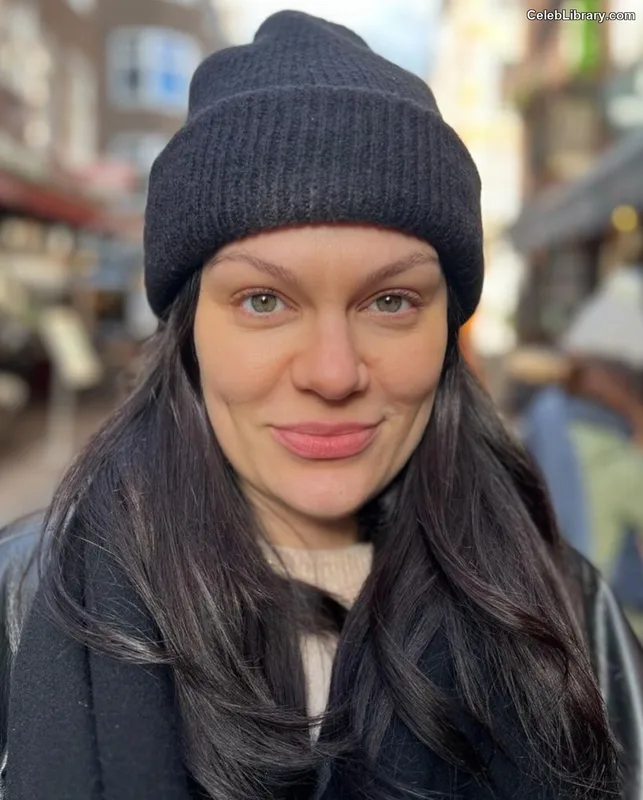 Jessie J photo 20 of 326