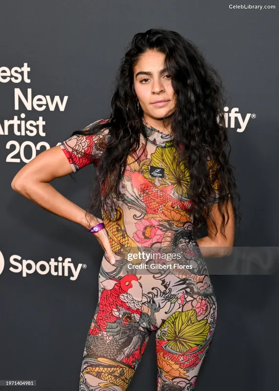 Jessie reyez photo 23 of 125