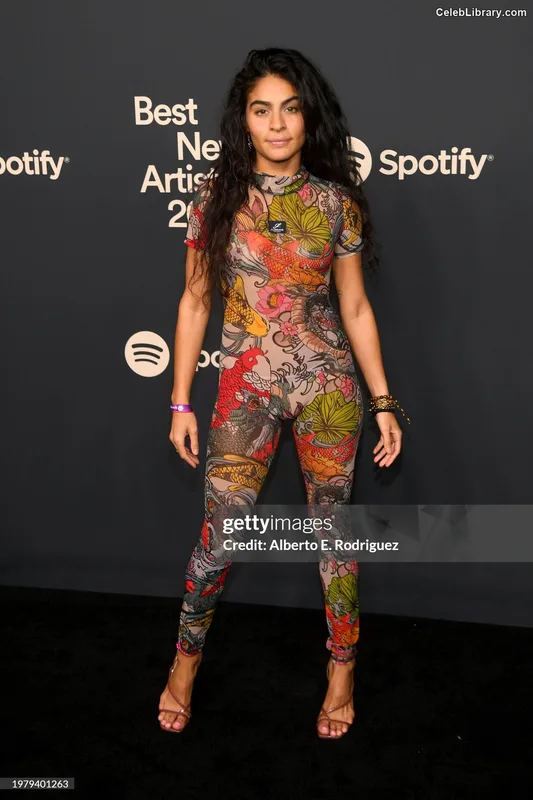 Jessie reyez photo 3 of 125