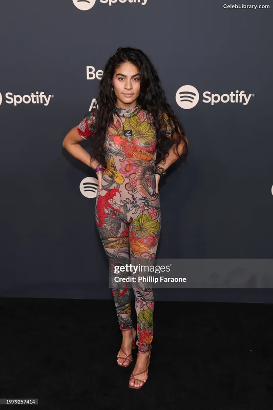 Jessie reyez photo 7 of 125