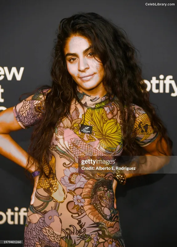 Jessie reyez photo 17 of 125