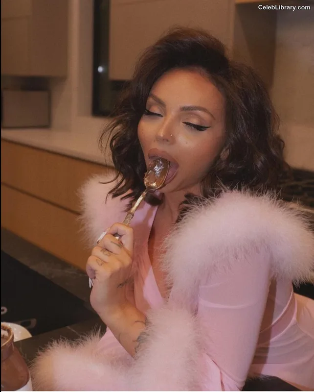 Jesy Nelson photo 16 of 106