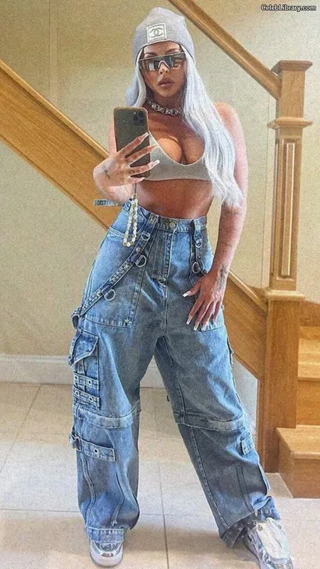 Jesy Nelson photo 24 of 106