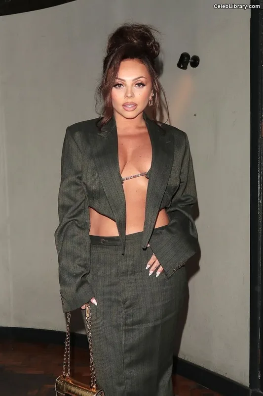 Jesy Nelson photo 19 of 106