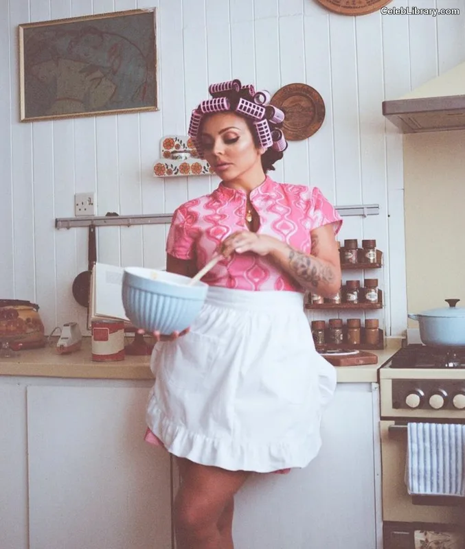 Jesy Nelson photo 1 of 106