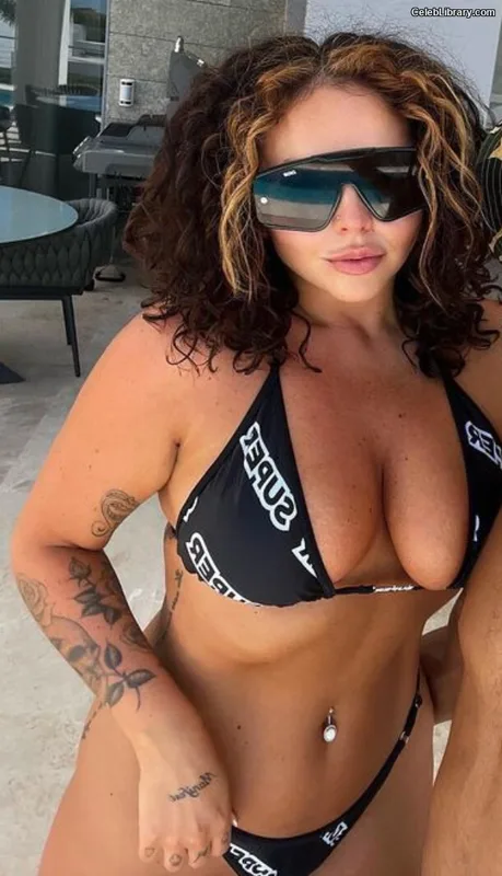 Jesy Nelson photo 16 of 106