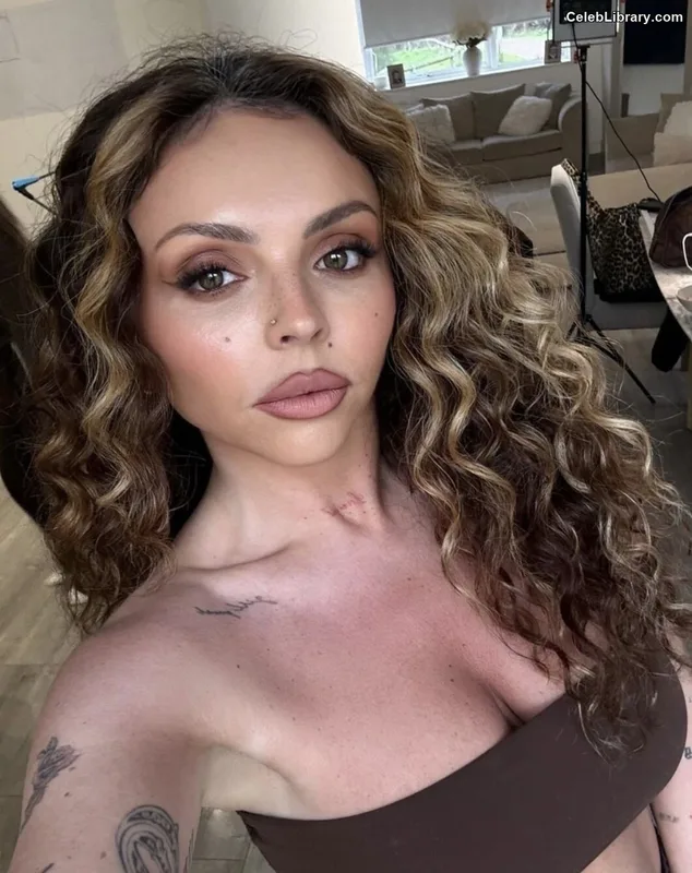 Jesy Nelson photo 20 of 106