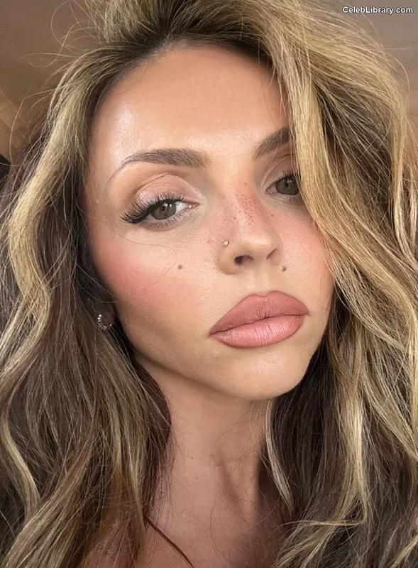 Jesy Nelson photo 23 of 106