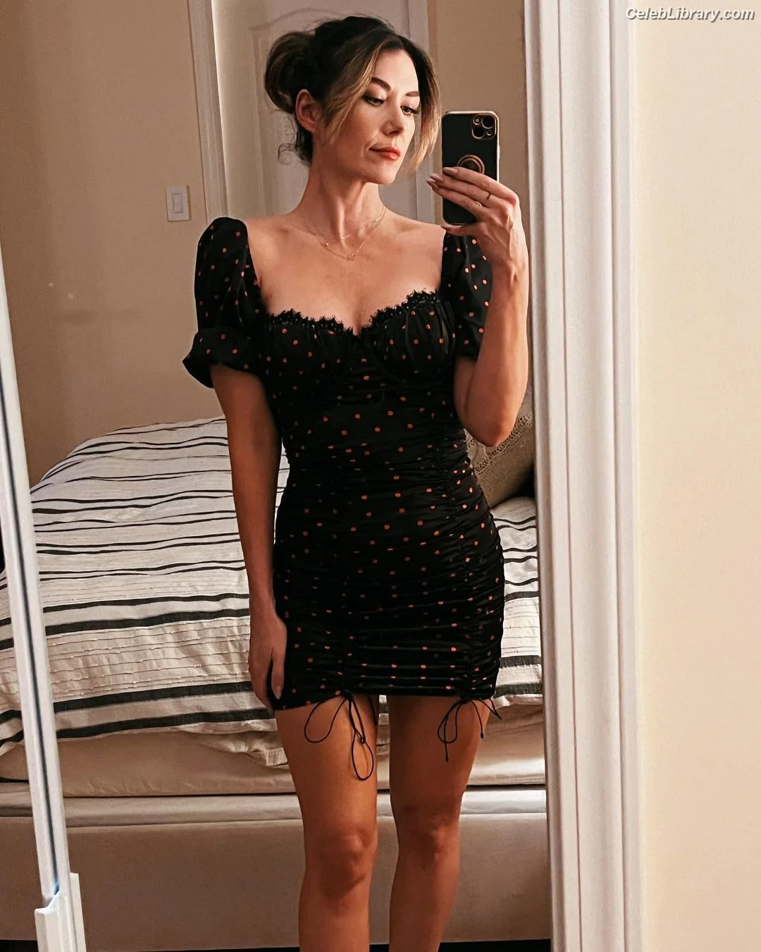 Jewel Staite photo 18 of 424