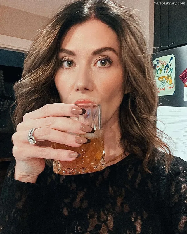 Jewel Staite photo 12 of 425