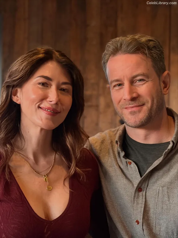 Jewel Staite photo 22 of 425