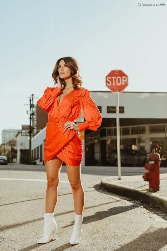 Jewel Staite photo 12 of 425