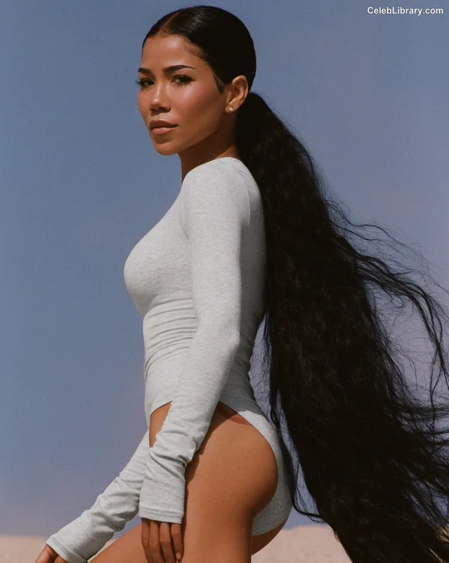 Jhené Aiko photo 17 of 41