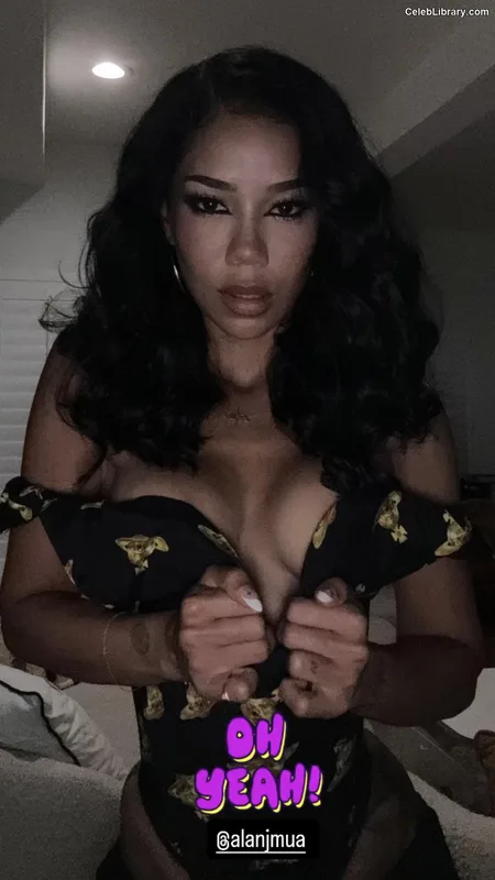 Jhené Aiko photo 1 of 41