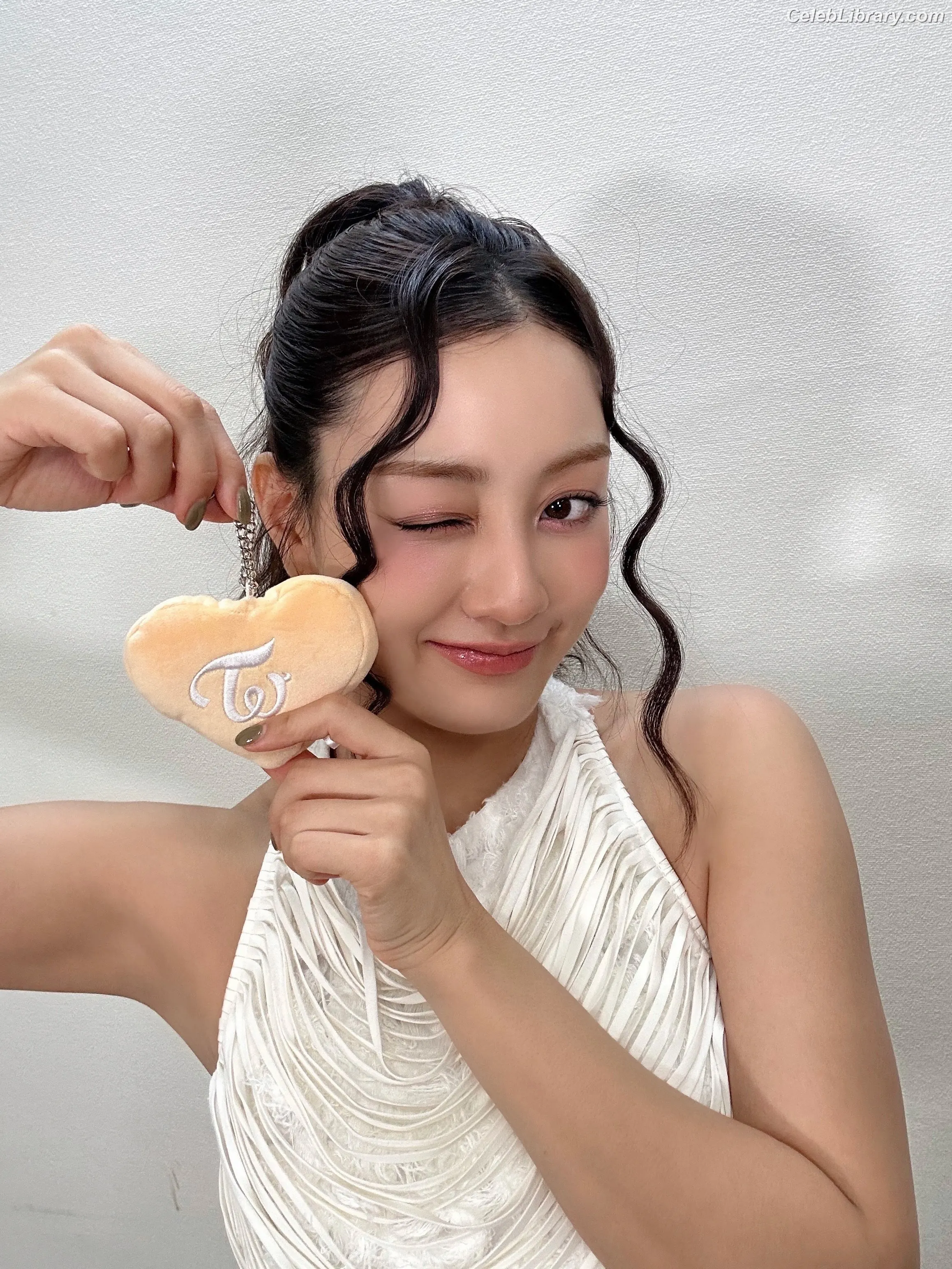 Jihyo (TWICE) photo 15 of 1324