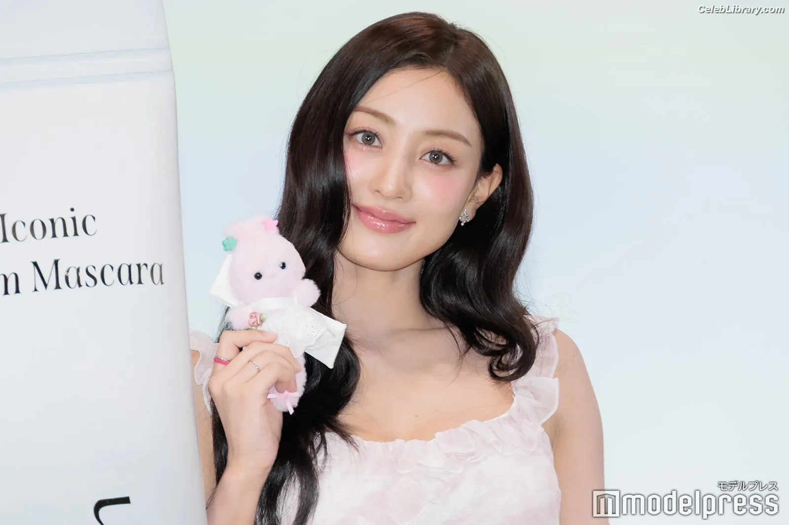 Jihyo (TWICE) photo 9 of 1324