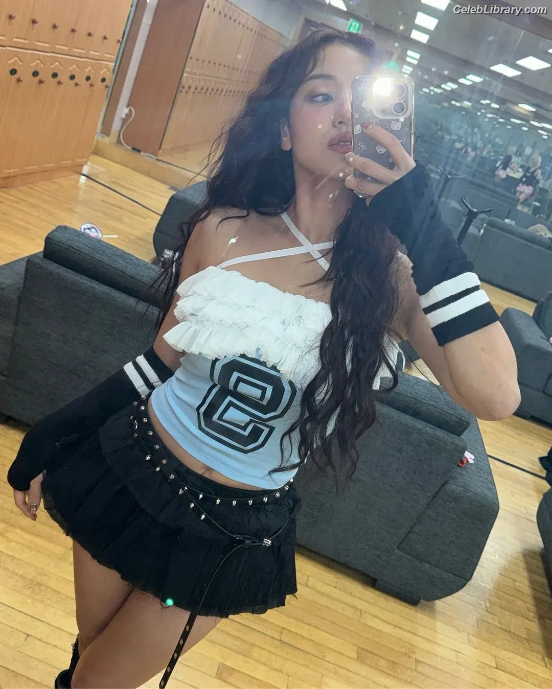 Jihyo (TWICE) photo 2 of 1324