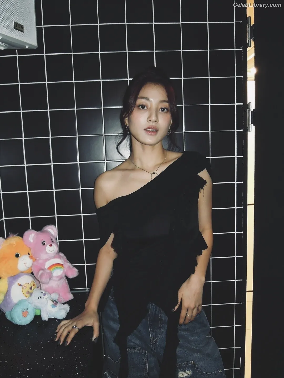 Jihyo (TWICE) photo 9 of 1324