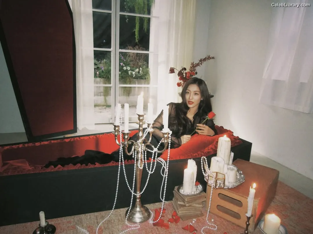 Jihyo (TWICE) photo 24 of 1324