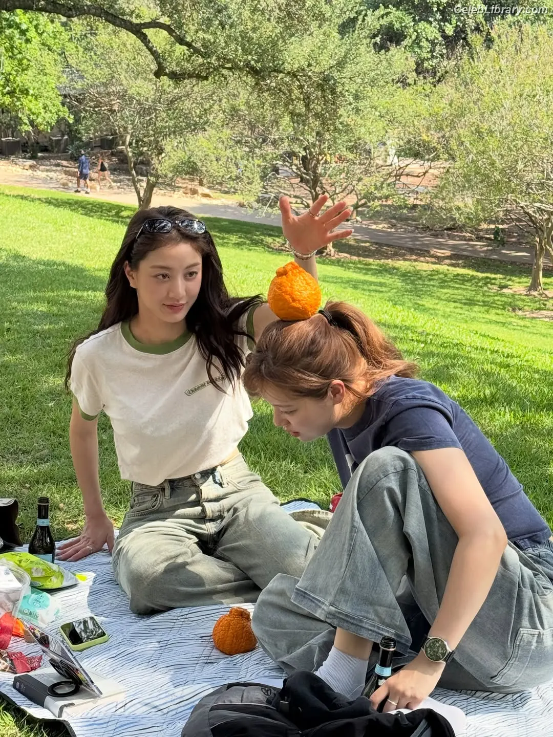Jihyo (TWICE) photo 12 of 1324