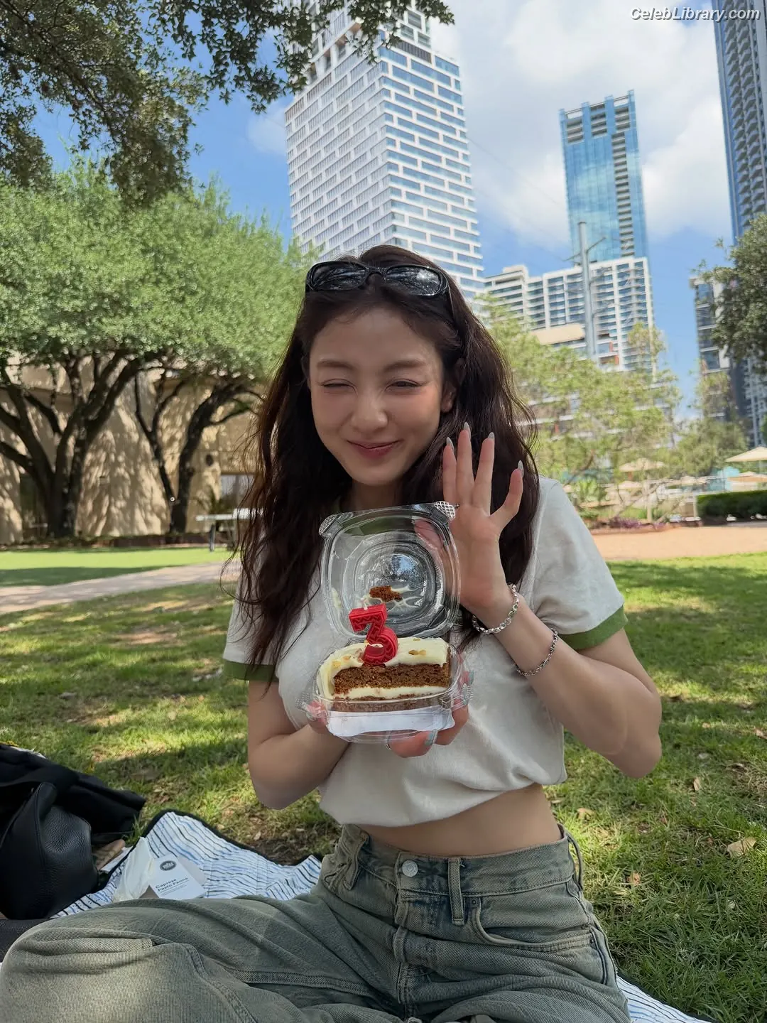 Jihyo (TWICE) photo 18 of 1324