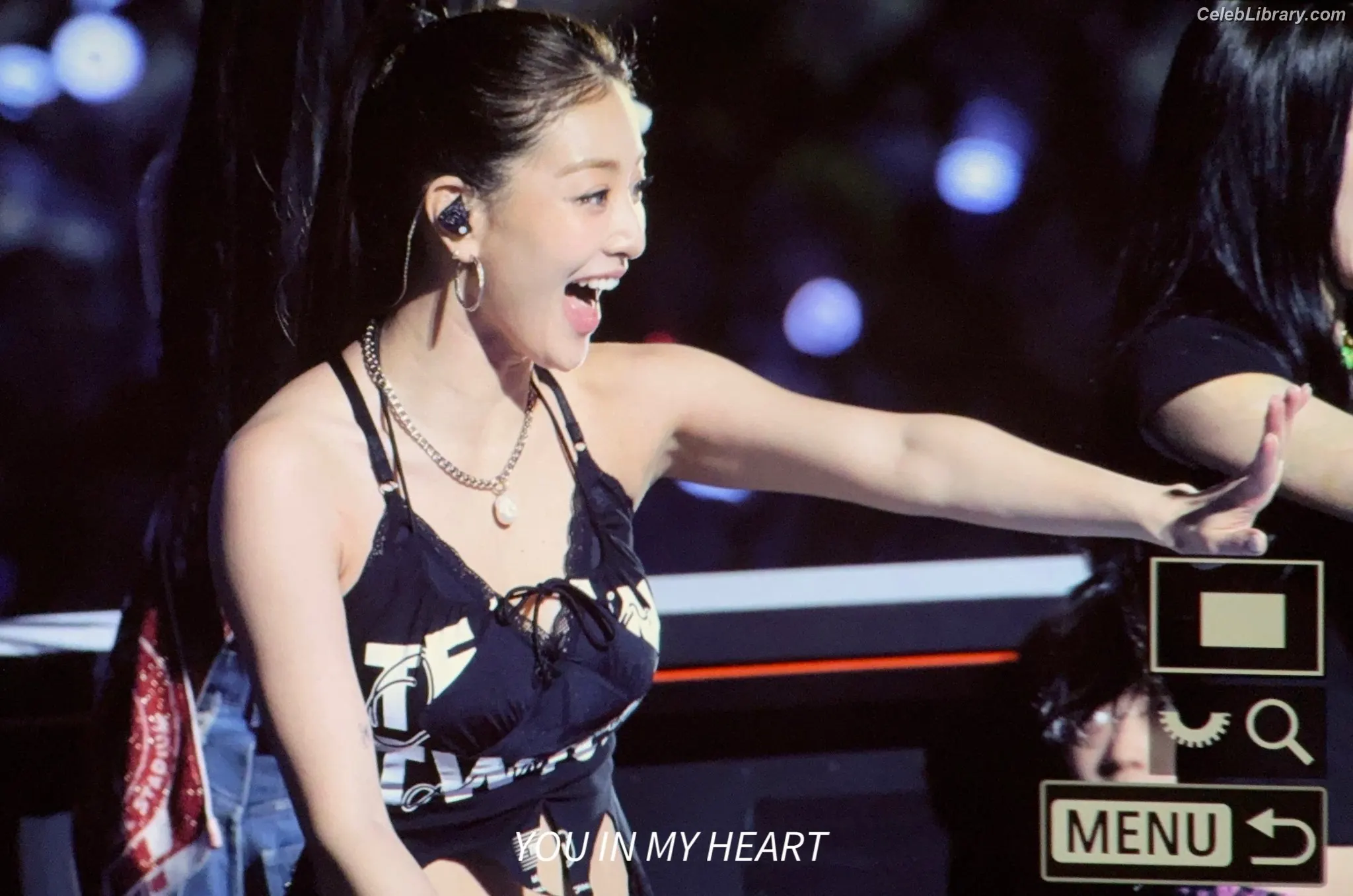 Jihyo (TWICE) photo 24 of 1324