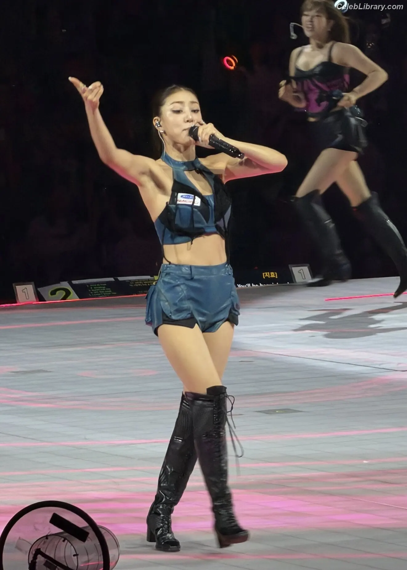 Jihyo (TWICE) photo 2 of 1324