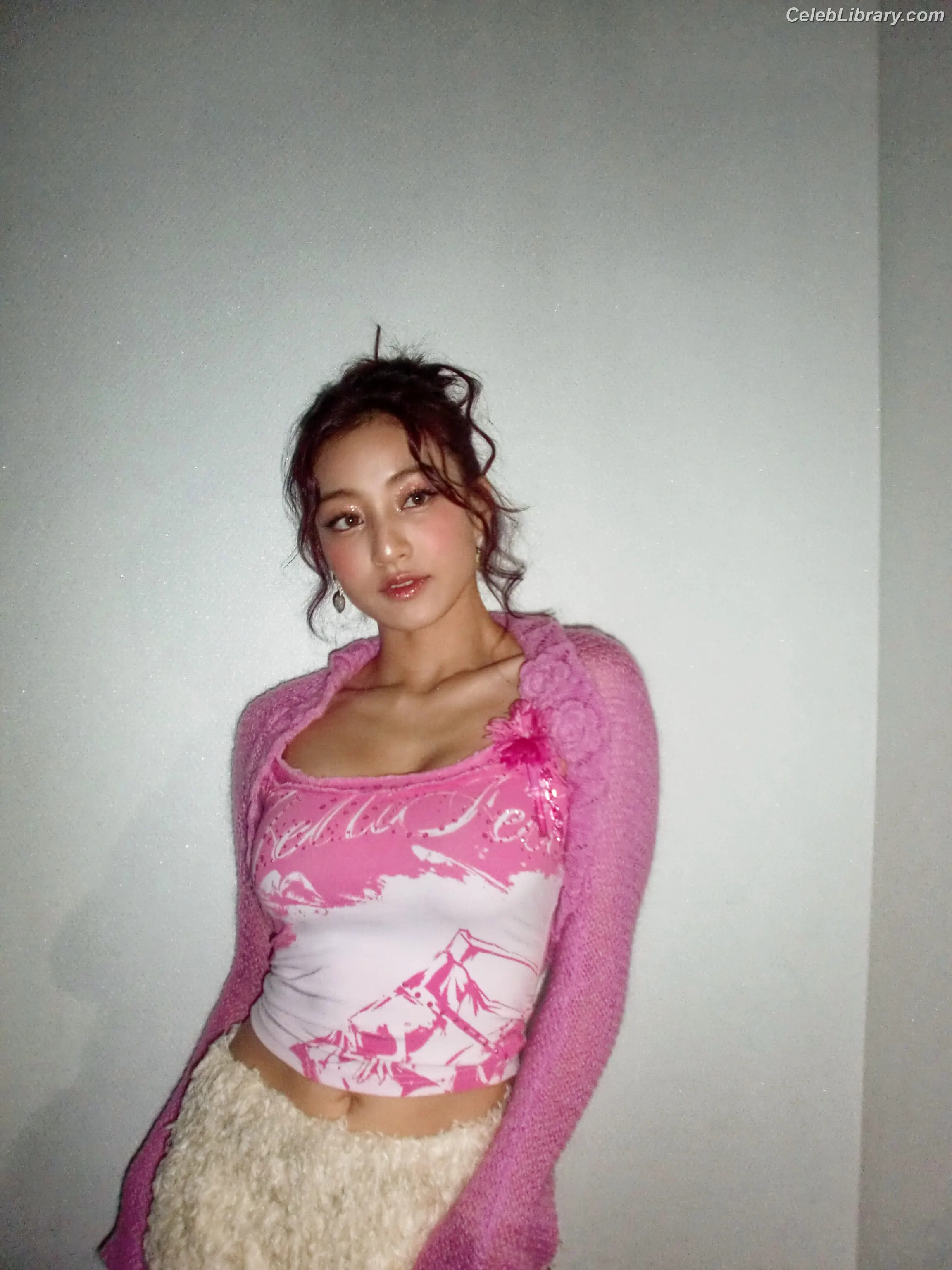 Jihyo (TWICE) photo 7 of 1324