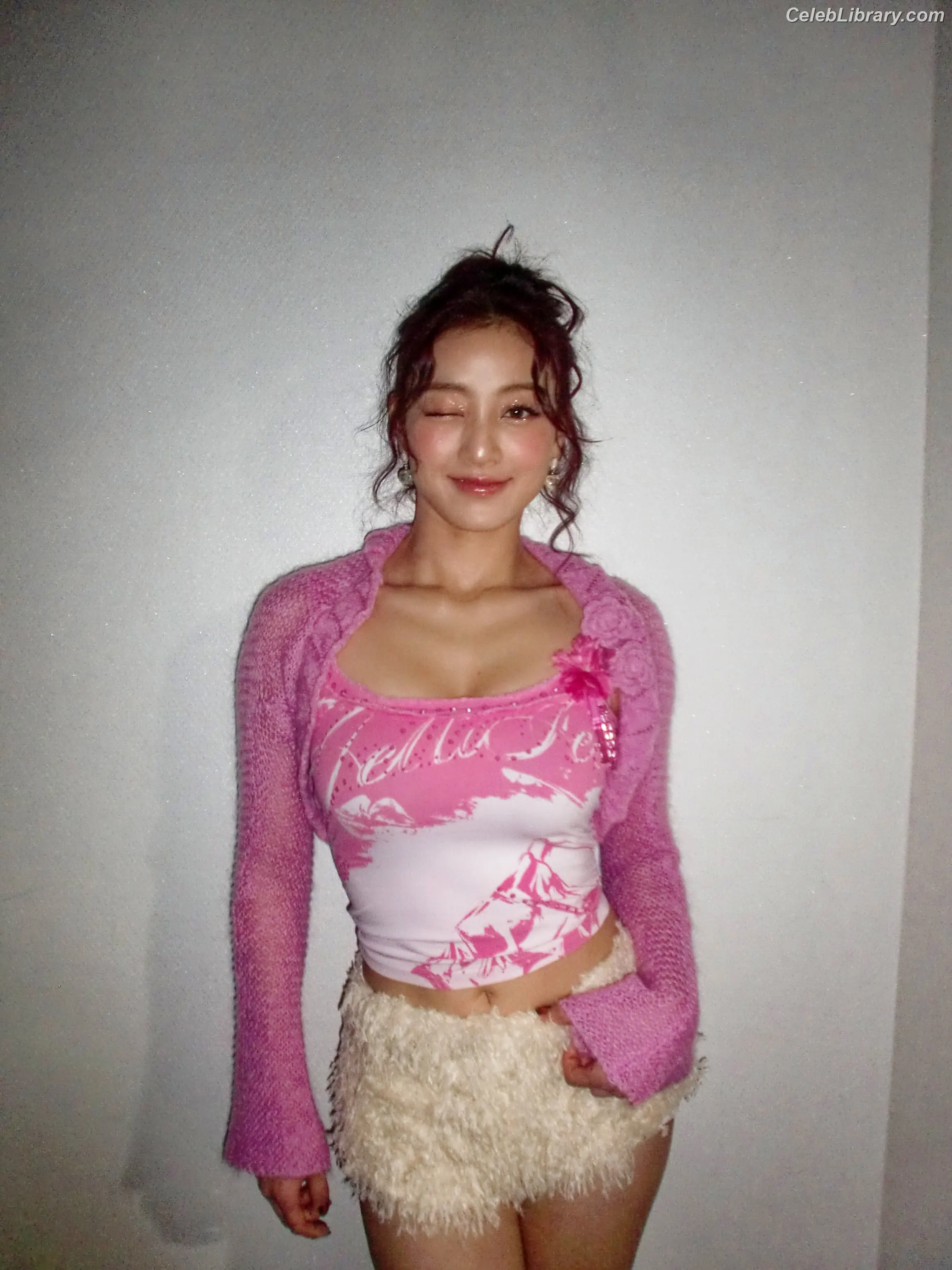 Jihyo (TWICE) photo 8 of 1324