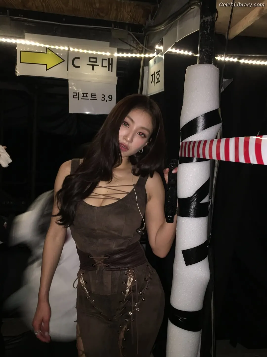 Jihyo (TWICE) photo 10 of 1324