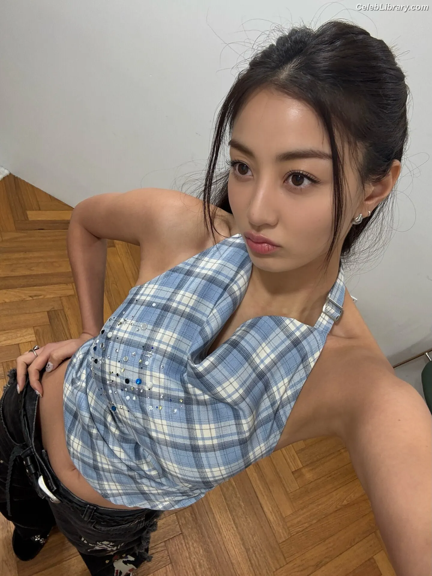 Jihyo (TWICE) photo 20 of 1324