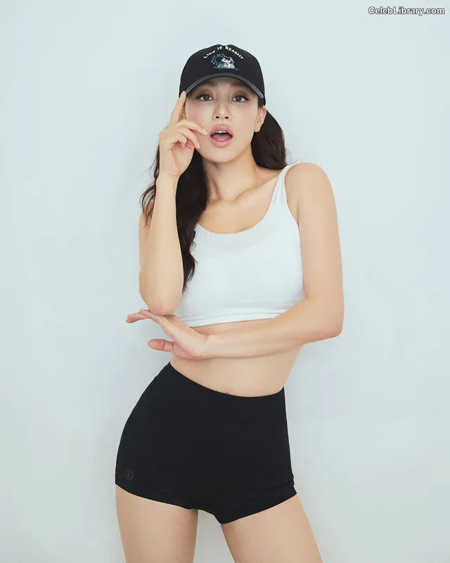 Jihyo (TWICE) photo 18 of 1325
