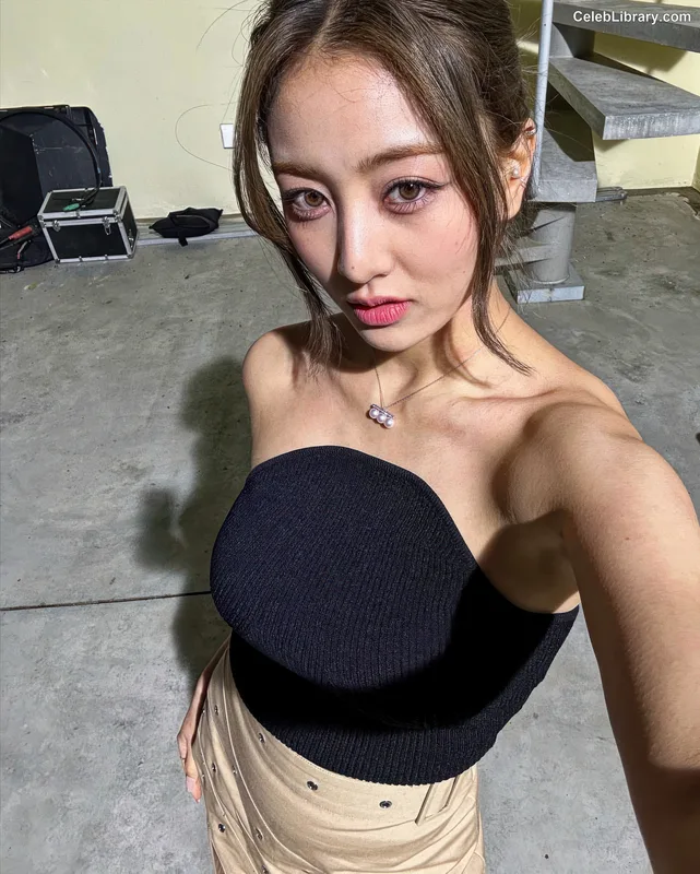 Jihyo (TWICE) photo 17 of 1325