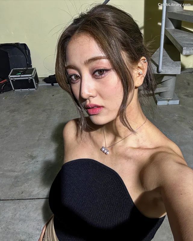 Jihyo (TWICE) photo 19 of 1325