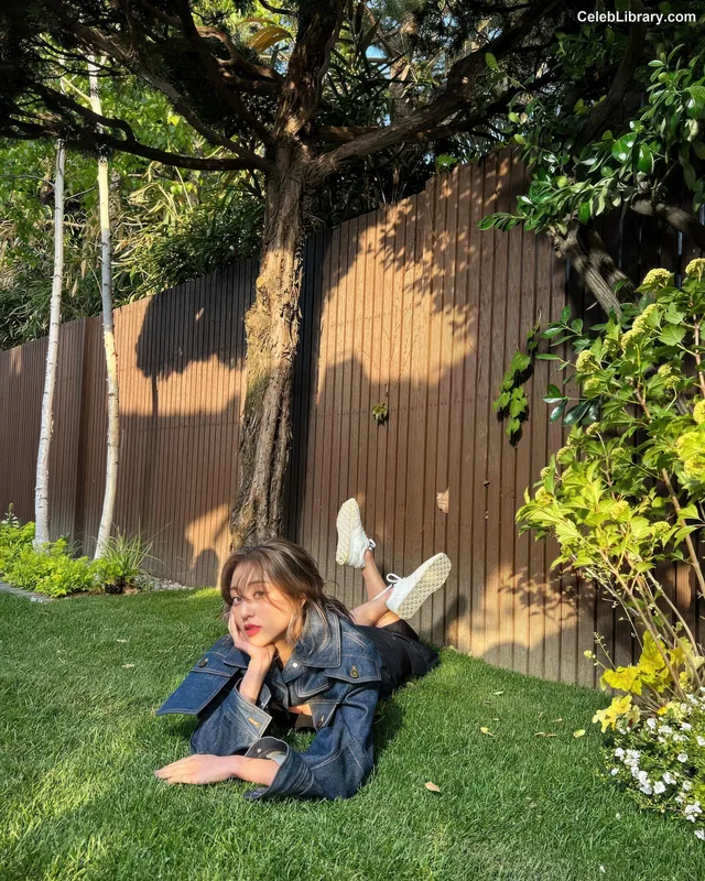 Jihyo (TWICE) photo 13 of 1325