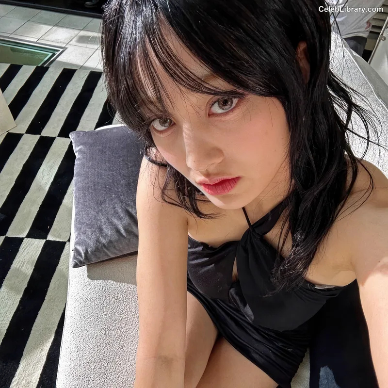 Jihyo (TWICE) photo 20 of 1325
