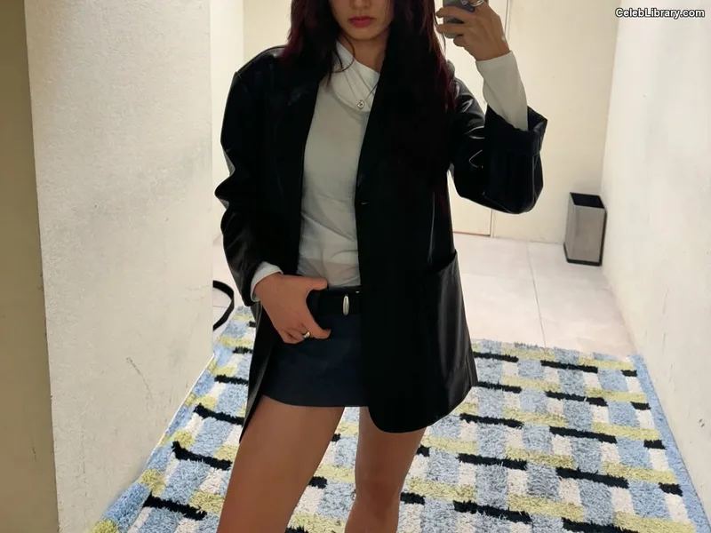 Jihyo (TWICE) photo 4 of 1325