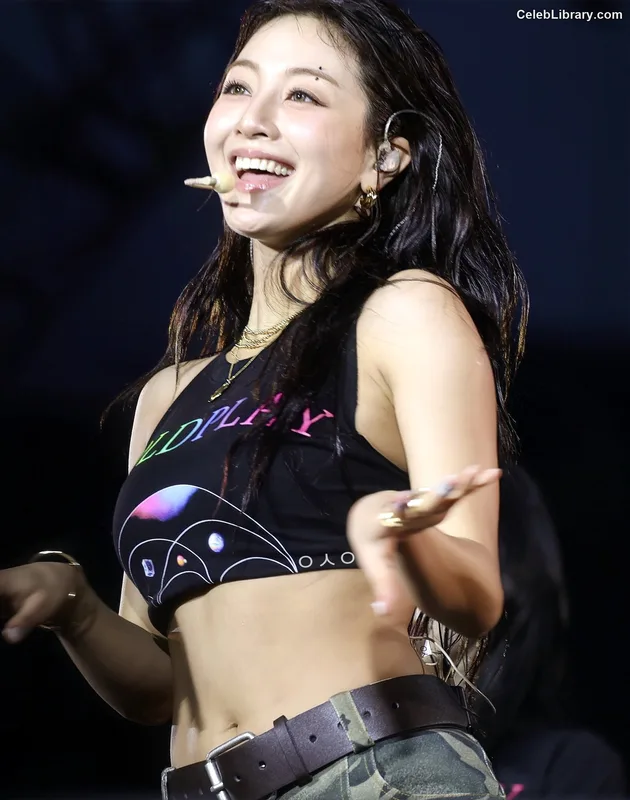Jihyo (TWICE) photo 10 of 1325