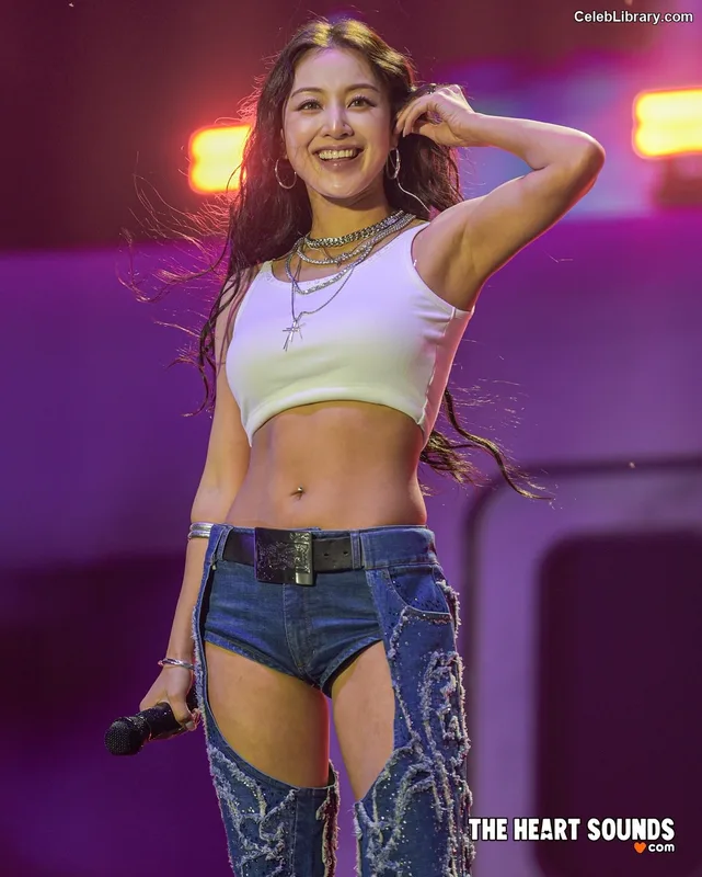 Jihyo (TWICE) photo 14 of 1325