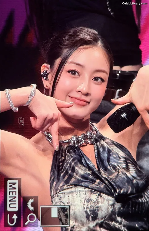 Jihyo (TWICE) photo 13 of 1325