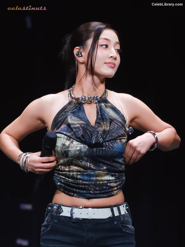 Jihyo (TWICE) photo 4 of 1325
